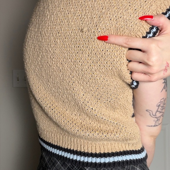 Anthropologie Bee Patterned Tan Sweater vest - Picture 6 of 6